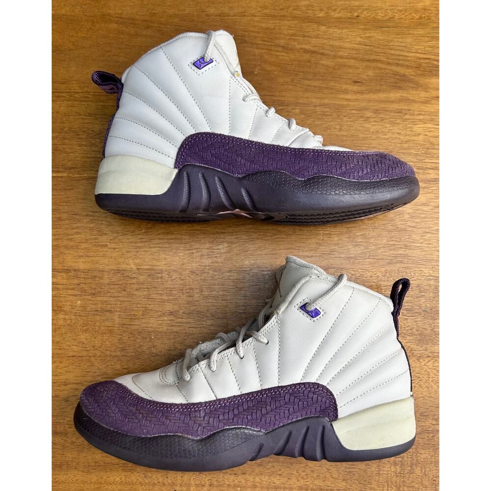 Air Jordan 12 Retro Dark Purple Dust GS Youth Sneakers Size 3Y - Picture 7 of 9